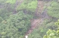 पोलादपूर घाटात बस दरीत कोसळली ३२ जणांचा मृत्यू