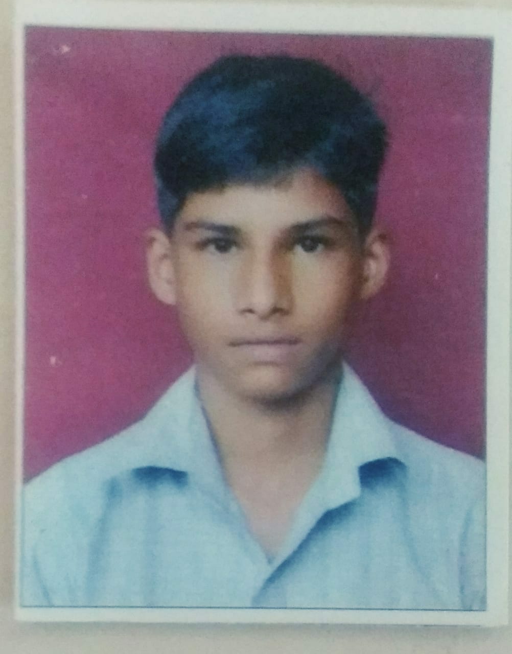 भरधाव दुचाकी घसरल्याने युवकाचा जागीच मृत्यु