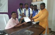 दिल्ली येथे काही समाज कंटकाने संविधान व बाबासाहेबांना अशब्द वाफरलेल्या बद्दल आष्टी तहसिलदार रामेश्वर गोरे यांना निवेदन देऊन तिव्र निषेध...