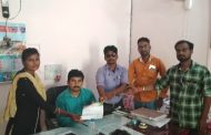 चिमूर तालुक्यातील प्रधानमंत्री घरकुल योजनेचा सर्व गावंना लाभ मिळावा या करिता विधानसभा युवक कांग्रेस अद्यक्षाचे संवर्ग विकास अधिकारी यांना निवेदनाद्वारे मागणी