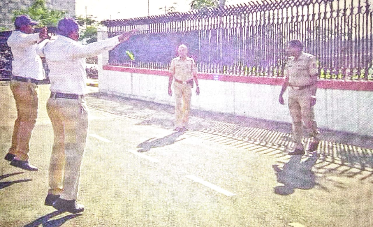 पोलीस आयुक्तांची कामचुकार कर्मचाऱ्यांवर कारवाई