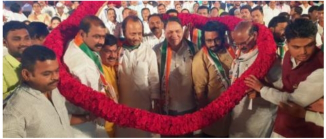 राष्ट्रवादीच्या मेळाव्यात माजी आ.विलास लांडे समर्थकांची जोरदार घोषणाबाजी,  दादा संतापले