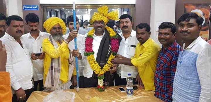 स्वातंत्र्य मिळाल्यानंतर आत्ता लाईट चमकली.