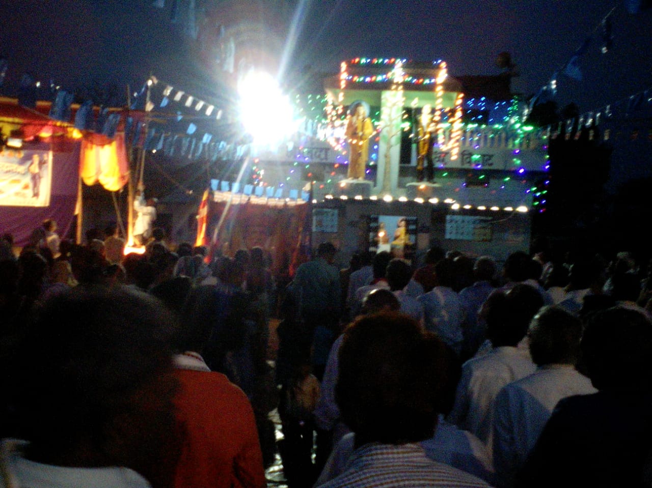 गौतम बुध्दांच्या जयंती निमित्य अखिल भारतीय बौद्ध महासभा,रमाई महिला मंडळ पळसगांव, द्वारा शांतीज्योत पदयात्रा संपन्न