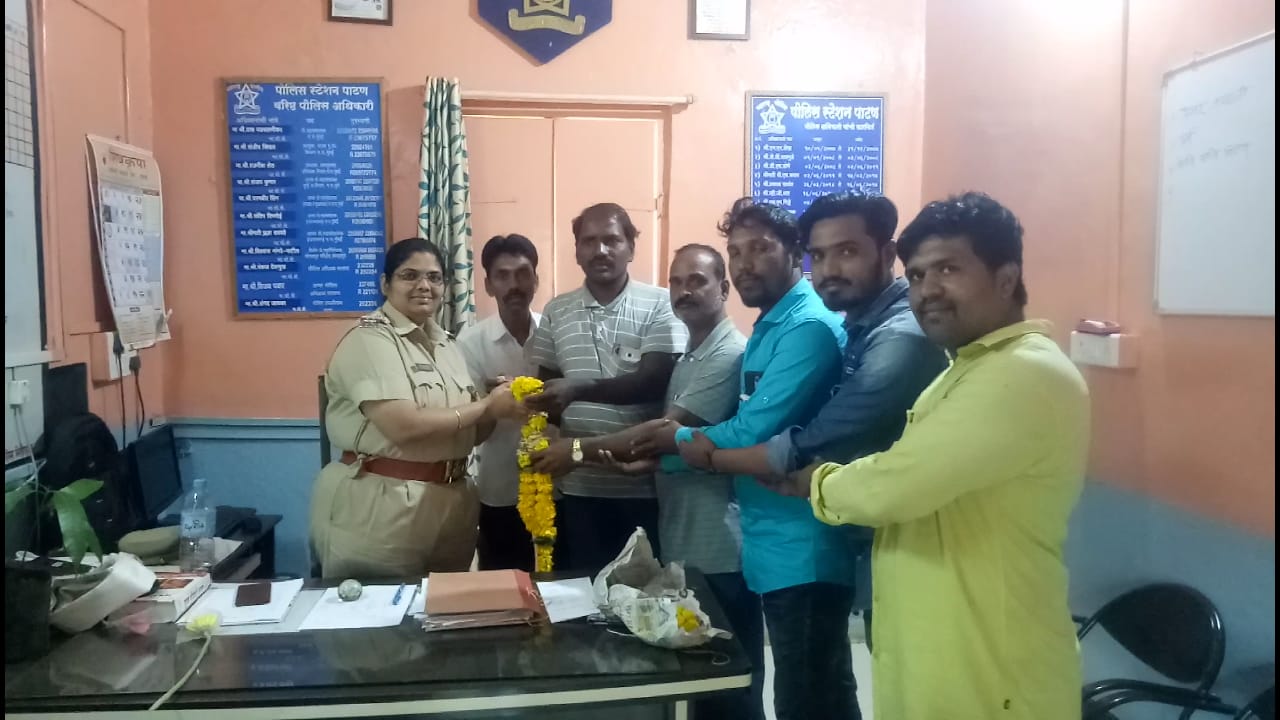 पोलीस उपनिरीक्षक  तृप्ती सोनावणे यांचा निर्भिड पत्रकार पाटण टीमच्या वतीने सत्कार