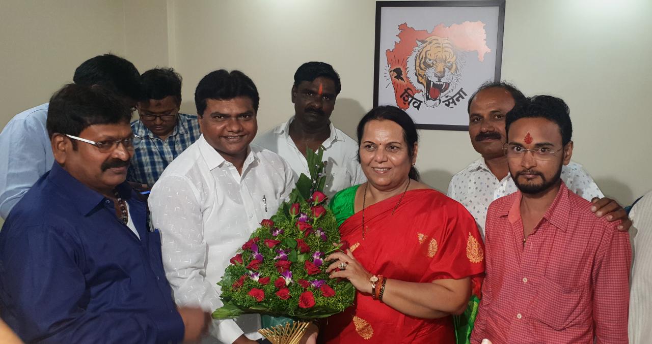 डॉ.निलमताई गोऱ्हे यांचा शिव सेना पिपरी चिंचवड शहरच्या वतीने सन्मान