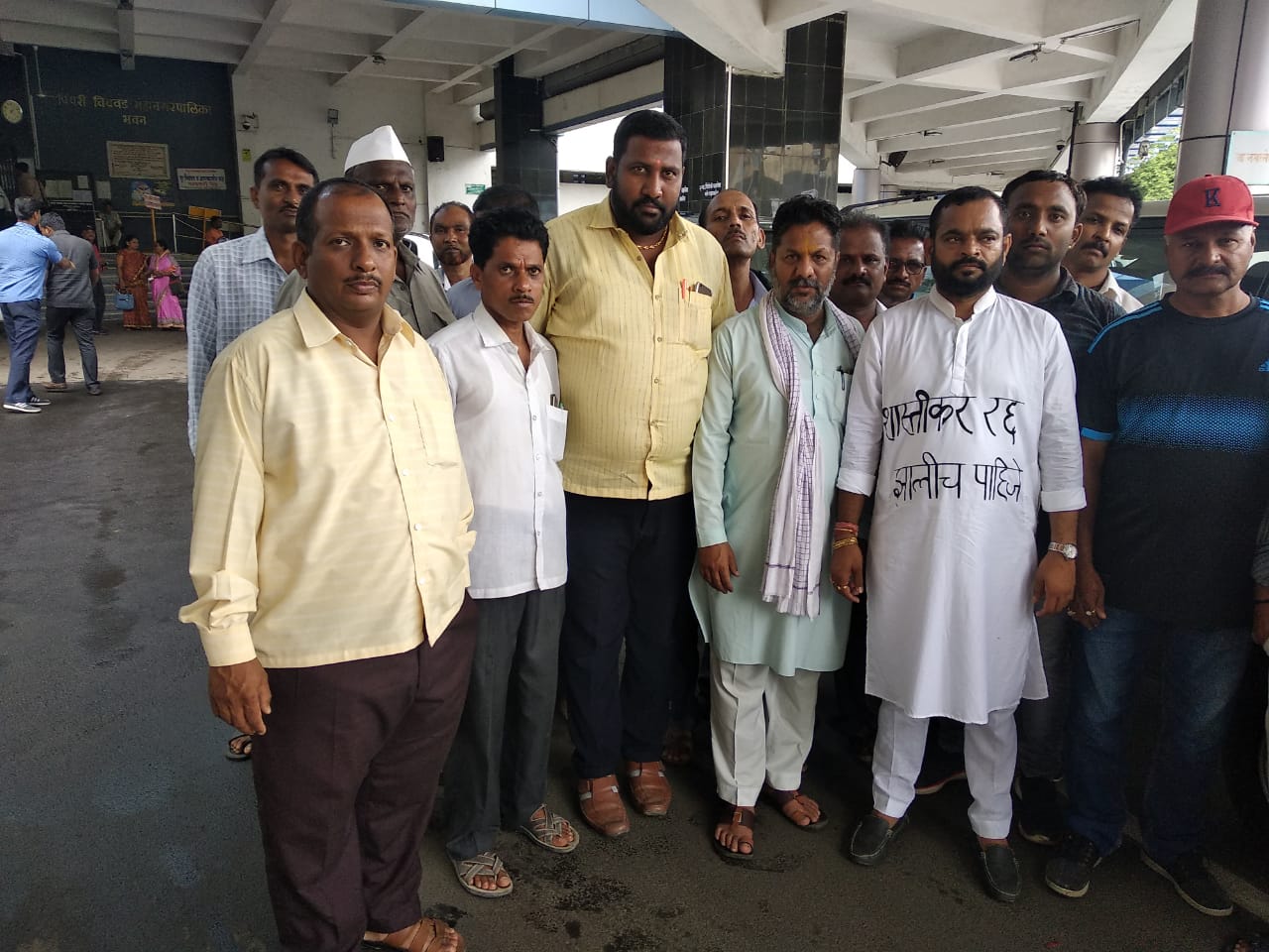 निजामाच्या राजवटी सारखा असलेला शास्तीकर वगळुन घरपट्टी कर घ्या; शिवशाही व्यापारीसंघ संस्थापक अध्यक्ष- युवराज दाखले यांची मागणी