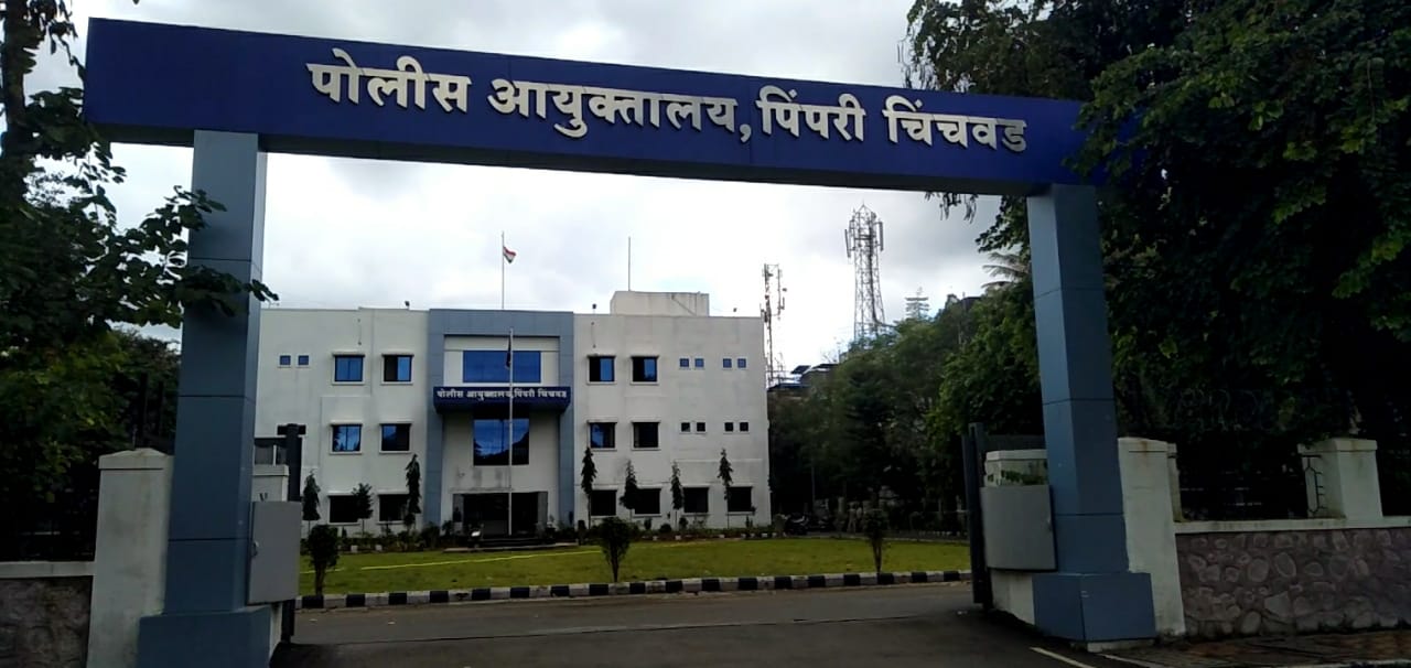 वाकड येथील केटरींग काम करणार्‍या महिलांशी अश्लील वर्तन करत धक्काबुक्की..