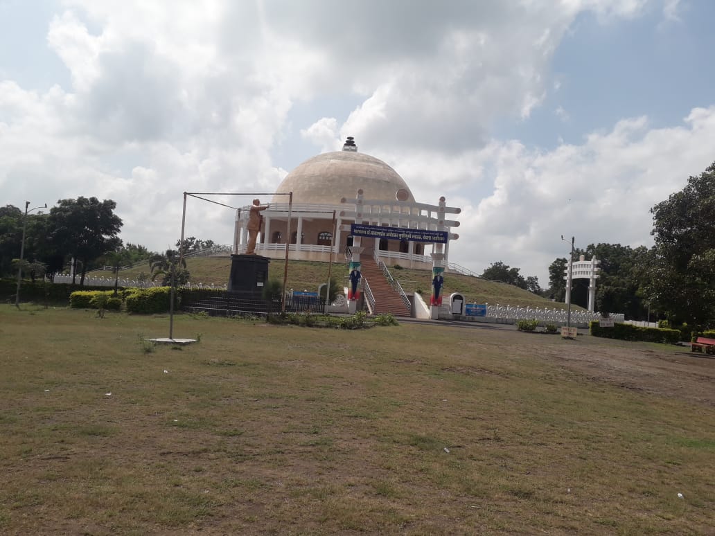 ८४ व्या धर्मांतर घोषणा दिनी येवला मुक्तीभूमी विविध कार्यक्रमांचे आयोजन.