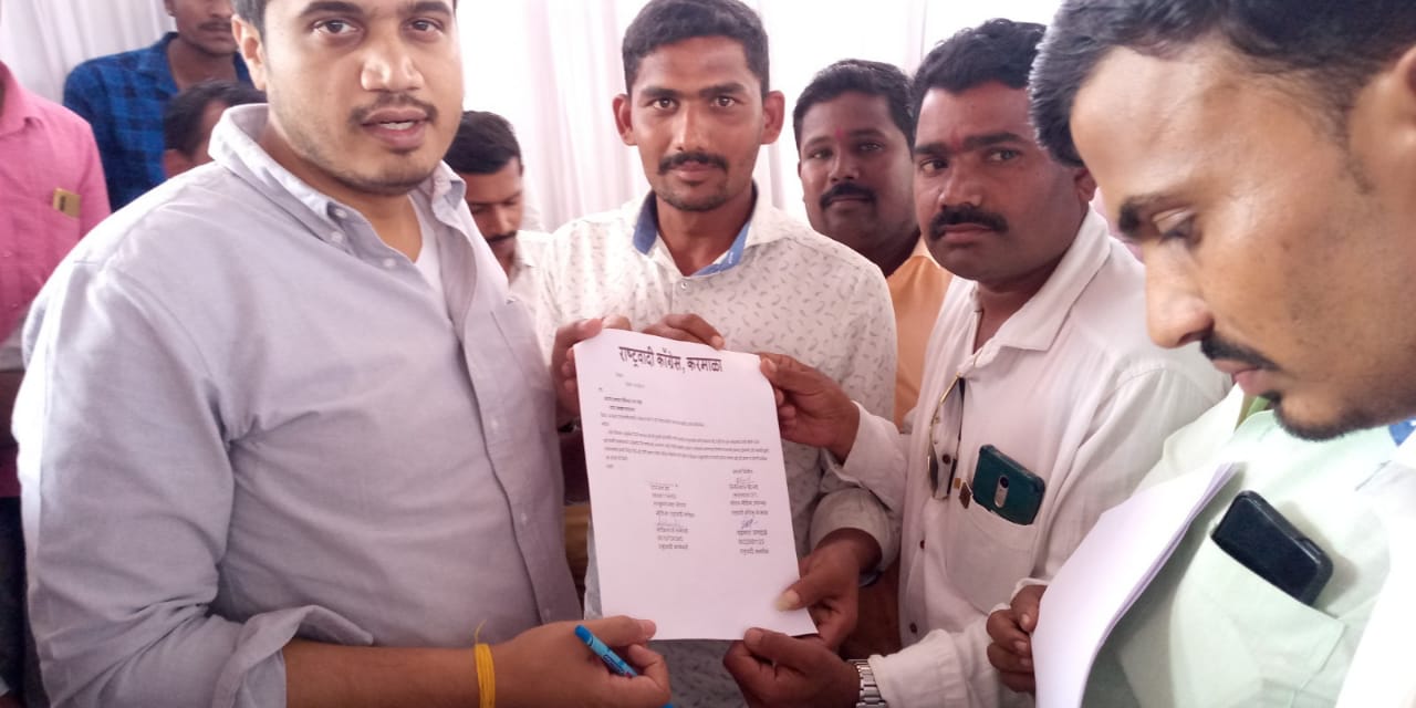 कुकडीचे पाणी करमाळ्यात २५ तारखेच्या दरम्यान सुटनार: आ.रोहित पवार