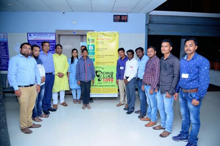 हरवलेल्या बिहारी मुलास उस्मानाबाद चाईल्ड-लाईनची मदत