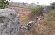 लोणंद मुस्लिम समाजाचे दफनभूमी(कब्रस्तान) दुरुस्ती आठ दिवसांत नाही झाल्यास नगरपंचायत पोर्च मधे आमरण उपोषण करणार..