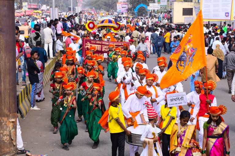 93 वे अखिल भारतीय मराठी साहित्य संमेलनातील विविध देखाव्यांनी साहित्य रसिकांची जिंकली मने…