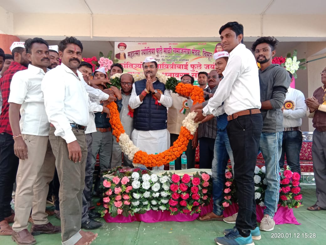 अभ्यंकर मैदानावरील सभागृहास सावित्रीबाई फुले सभागृह नाव देणार..