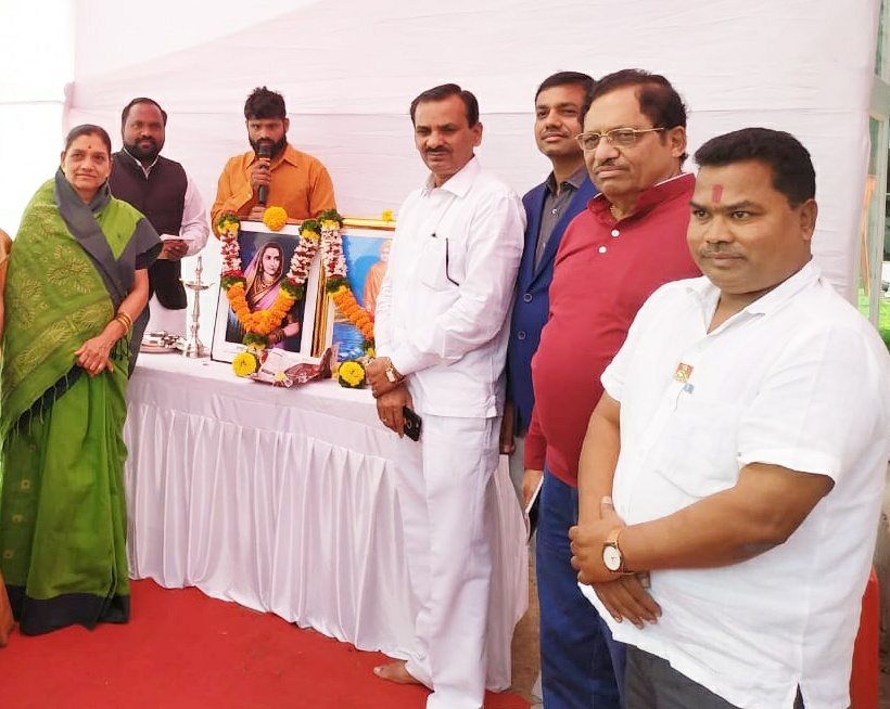 राष्ट्रमाता राजमाता जिजाऊ मॉसाहेब जयंतीनिमित्त संभाजी ब्रिगेडच्या वतीने  मोफत आरोग्य तपासणी व उपचार शिबीर संपन्न