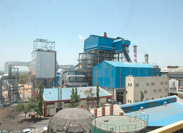 फलटण मधील शरयु कारखाना बिनधास्तपणे सुरू: प्रशासनाने दखल घेण्याची गरज…