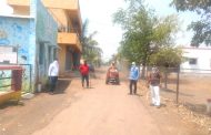 खराडेवाडी गावात कोरोना विषाणू निर्जंतुकीकरण औषध फवारणी