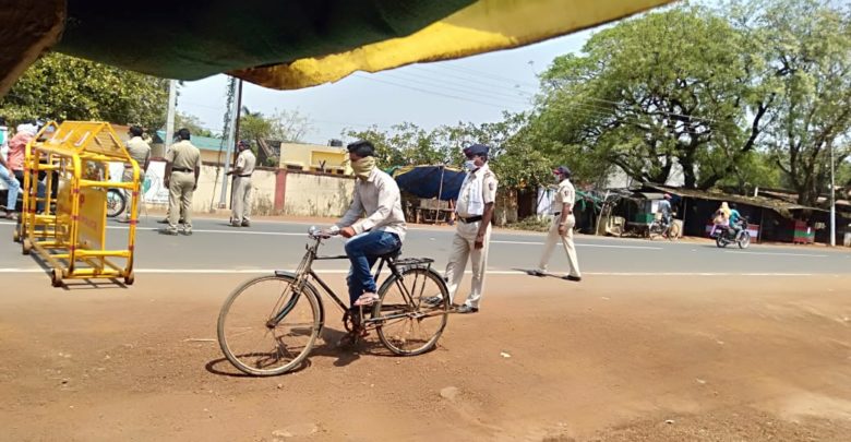 कोरोना प्रतिबंध करण्यासाठी तालुका प्रशासन सज्ज