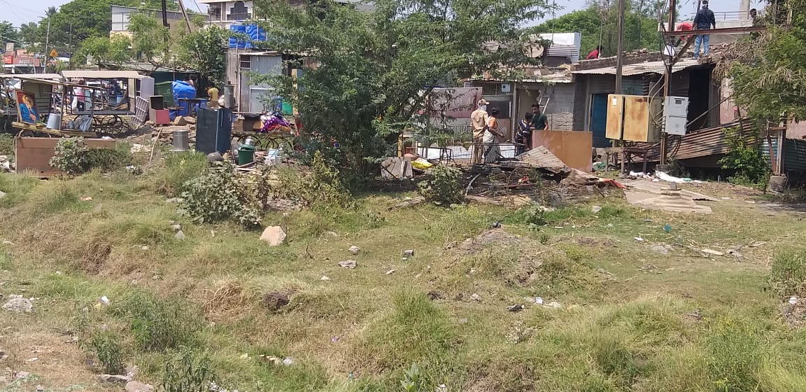 फलटण शहरात अतिक्रमन हटाव मोहीम  सुरू