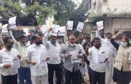 सांगलीत वीज बिलांची उधळण करत वाढीव वीज बिल विरोधात सर्वपक्षीय आंदोलन..
