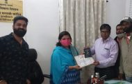मुख्याधिकारी पल्लवी पाटील कोविड योद्धा पुरस्काराने सन्मानित