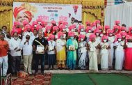 विरोधीपक्षनेते, देवेंद्र फडणवीस यांच्या वाढदिवसानिमित्त कोरोना  युद्धांचा आ. सुरेश धस यांच्या वतीने आष्टीत सन्मान