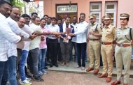 अल्पवयीन मुलीवर अत्याचार करणाऱ्या आरोपीस तातडीने अटक  केल्याबद्दल सातारा पोलीस दलाचे गृह राज्यमंत्री शंभूराज देसाई यांनी केले विशेष कौतुक