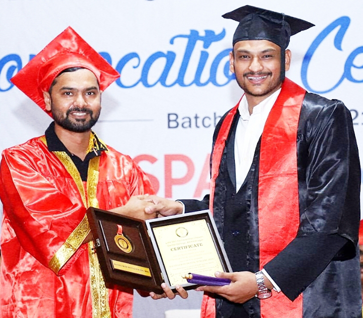 डॉ.सय्यद हुमायुद्दीन पदवीदान समारंभात सन्मानित