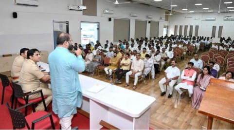 वाहतूक कोंडी सोडविण्यासाठी भाजपाच्या शिष्टमंडळाने घेतली अतिरिक्त पोलिस आयुक्तांची भेट