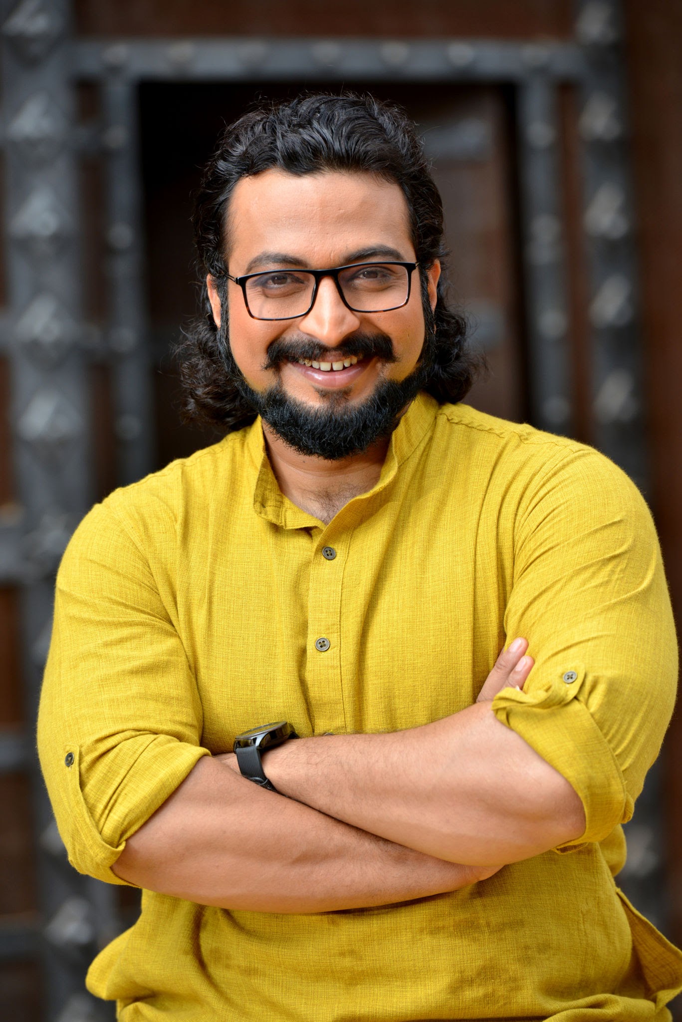 राहुल कलाटेंच्या प्रचारार्थ खासदार डॉ. अमोल  कोल्हेंची बाईक रॅली, डॉ. कोल्हे पुन्हा चिंचवडला