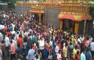 एकादशीनिमित्त पांडुरंगाच्या दर्शनासाठी मंदिरांमध्ये भाविकांची गर्दी