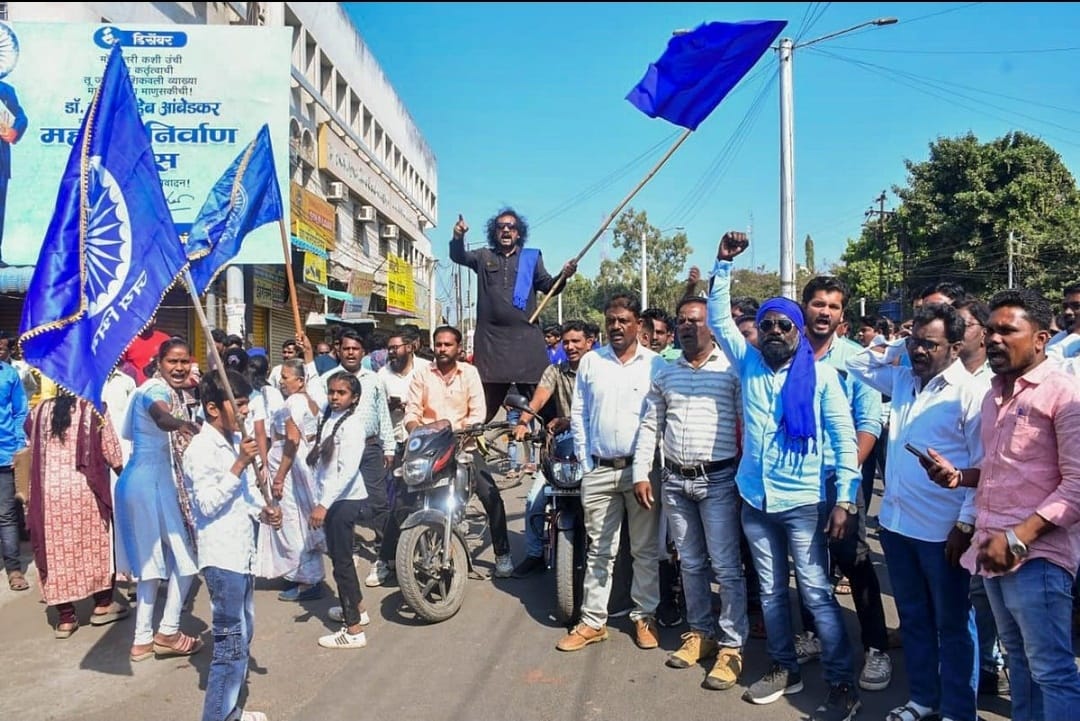 आजाद समाज पार्टीचे आंदोलन; संग्रामपूर तहसीलदारांना निवेदन...