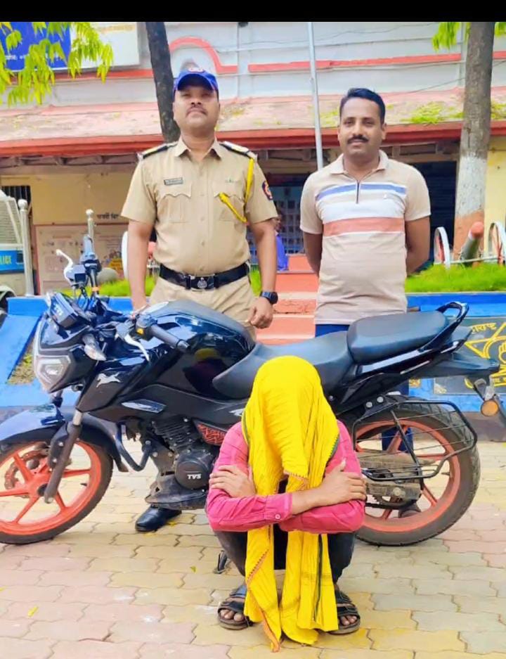 तेल्हारा पोलिसांची मोठी कारवाई; चोरीची मोटारसायकल व आरोपी जेरबंद
