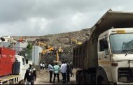 मोशी कचरा डेपो दुर्घटना बचावकार्य सुरूच; आणखी सहा जणांना बाहेर काढण्याची शक्यता, नातेवाईकांचा संताप