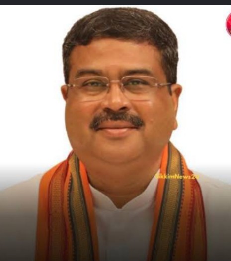 केंद्रीय शिक्षणमंत्री धर्मेंद्र प्रधान यांचा राजीनामा; विद्यार्थी आंदोलनाला मोठे यश